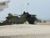 [ẢNH] Trung Quốc triển khai chiến mã thép ZTD-05 tới eo biển Đài Loan