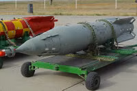 [ẢNH] Thả siêu bom nặng 1,5 tấn, Nga gây kinh sợ cho phiến quân tại Syria