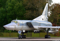 [ẢNH] Ngạc nhiên trước sức mạnh phi đội máy bay ném bom Tu-22M3 của Ukraine