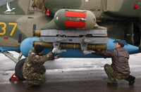 [ẢNH] Với 16 tên lửa chống tăng, Mi-28 Nga hủy diệt cả đoàn xe tăng phiến quân Syria