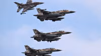 [ẢNH] ‘S-400 vô dụng ngay cả trước tiêm kích F-16 của Israel’