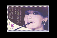 [ẢNH] Choáng với những con tem đắt hơn cả một chiếc xe sang