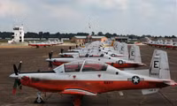 [ẢNH] Việt Nam quan tâm máy bay huấn luyện T-6 Texan II của Mỹ?