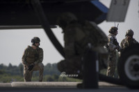 [ẢNH] Mỹ gây áp lực cực lớn lên Nga khi triển khai F-15E cách biên giới chỉ 230 km