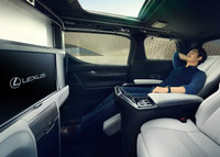 [ẢNH] Lexus LM trình làng: Đẳng cấp xe minivan hạng sang