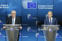 Các nước kêu gọi Zimbabwe kiềm chế, đối thoại giải quyết khủng hoảng chính trị