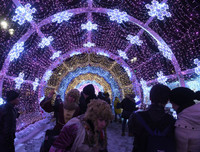 Thế giới lung linh và huyền ảo chào đón Giáng sinh và Năm mới 2018