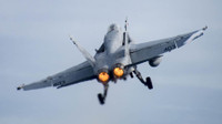 [ẢNH] Mỹ chính thức loại biên F/A-18C Hornet trong khi nhiều nước còn 