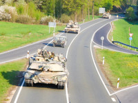 [ẢNH] Covid-19 khiến màn thị uy hoành tráng của NATO trước Nga trở thành pháo xịt