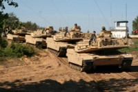 [ẢNH] Covid-19 khiến màn thị uy hoành tráng của NATO trước Nga trở thành pháo xịt