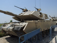 [ẢNH] Khám phá sức mạnh xe tăng chiến đấu chủ lực Israel có thể 