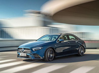 [ẢNH] Mercedes-AMG A35 sedan: Nhỏ gọn nhưng vẫn đẳng cấp