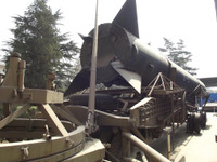 [ẢNH] Tên lửa hạt nhân DF-2 Trung Quốc từng rơi sau khi phóng, gây thiệt hại nghiêm trọng dưới mặt đất