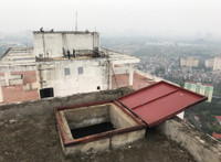 [Ảnh] Lực lượng Công an, quân đội giúp người dân khu đô thị HH khắc phục sự cố thiếu nước sạch