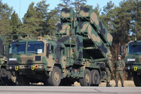 [ẢNH] Mỹ buộc phải phát triển tên lửa bờ trước sức ép khủng khiếp từ Nga, Trung Quốc