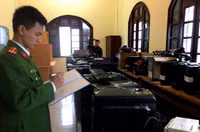 Cận cảnh các đối tượng, thiết bị tội phạm trong đường dây đánh bạc hàng nghìn tỷ đồng