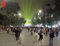 Hà Nội tràn ngập không khí Giáng sinh