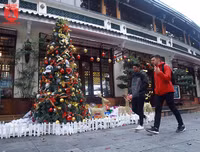 Hà Nội tràn ngập không khí Giáng sinh