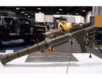 [ẢNH] Nga giật mình khi Mỹ âm thầm chuyển sát thần diệt tăng nguy hiểm hơn Javelin cho Ukraine