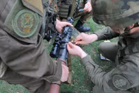 [ẢNH] Nga giật mình khi Mỹ âm thầm chuyển sát thần diệt tăng nguy hiểm hơn Javelin cho Ukraine
