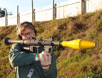 [ẢNH] Nga giật mình khi Mỹ âm thầm chuyển sát thần diệt tăng nguy hiểm hơn Javelin cho Ukraine