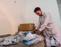 [ẢNH] Ngày 27-2 đặc biệt của các bác sỹ Công an Thủ đô nơi tuyến đầu phòng dịch Covid - 19