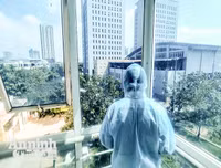 [ẢNH] Ngày 27-2 đặc biệt của các bác sỹ Công an Thủ đô nơi tuyến đầu phòng dịch Covid - 19