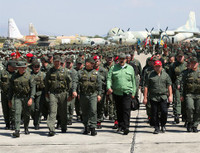 [ẢNH] Venezuela dồn 150.000 quân sát biên giới Colombia, Mỹ liệu có hành động?