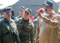 [ẢNH] Venezuela dồn 150.000 quân sát biên giới Colombia, Mỹ liệu có hành động?