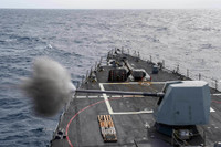 [ẢNH] Mỹ điều tàu khu trục mang ‘sát thủ’ Tomahawk tới bảo vệ Saudi Arabia