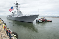 [ẢNH] Mỹ điều tàu khu trục mang ‘sát thủ’ Tomahawk tới bảo vệ Saudi Arabia