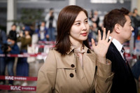 [ẢNH] Vẻ đẹp long lanh gợi cảm của các kiều nữ Hàn Quốc sang Triều Tiên biểu diễn