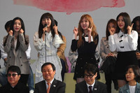 [ẢNH] Vẻ đẹp long lanh gợi cảm của các kiều nữ Hàn Quốc sang Triều Tiên biểu diễn