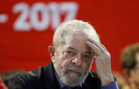 Nổ súng vào đoàn xe của cựu Tổng thống Brazil Lula da Silva