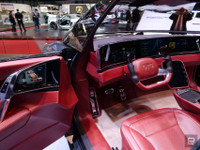 [ẢNH] Siêu xe 'chuột túi' ra mắt, thiết kế 