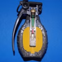 [ẢNH] Cấu tạo bên trong đầy thú vị của vũ khí sau khi bị... 