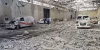 [ẢNH] Quân đội Syria bất ngờ thua bỏ cả xe tăng chạy khỏi một số vị trí tại tử địa Đông Ghouta