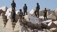 [ẢNH] Quân đội Syria bất ngờ thua bỏ cả xe tăng chạy khỏi một số vị trí tại tử địa Đông Ghouta