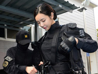 [ẢNH] Đổ rạp trước vẻ đẹp hút hồn của nữ đặc nhiệm Hàn Quốc