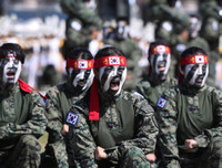 [ẢNH] Đổ rạp trước vẻ đẹp hút hồn của nữ đặc nhiệm Hàn Quốc