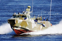 [ẢNH] Nga bất ngờ chuyển giao xuồng cao tốc Raptor tối tân cho Syria