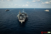 [ẢNH] Biên đội chiến hạm Mỹ 