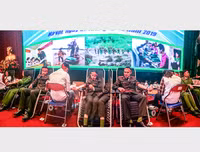 [ẢNH] Ấn tượng mạnh với hình ảnh nữ Công an Thủ đô hiến máu cứu người