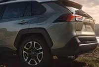 Toyota RAV4 2019 trình làng với sự thay đổi toàn diện