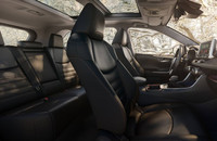 Toyota RAV4 2019 trình làng với sự thay đổi toàn diện