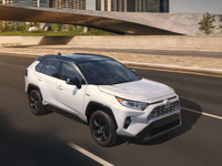 Toyota RAV4 2019 trình làng với sự thay đổi toàn diện