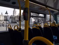 [ẢNH] Nước Anh vắng lặng lạ thường, Thủ tướng Johnson cảnh báo nguy cơ 