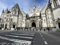 [ẢNH] Nước Anh vắng lặng lạ thường, Thủ tướng Johnson cảnh báo nguy cơ 