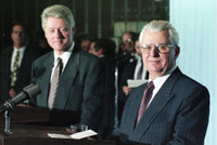 [ẢNH] Mỹ và Nga từng gây áp lực bắt Ukraine phá hủy kho vũ khí hạt nhân