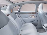 [ẢNH] BMW i4 concept EV trình làng với lưới tản nhiệt siêu khổng lồ